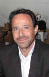 Marc Lvy, le 31 aot 2003, lors d'une sance de ddicace,  Chanceaux-prs-Loches, Indre-et-Loire.