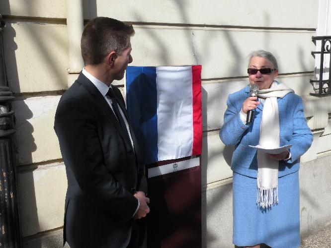 Catherine Rault-Crosnier lisant son texte Maurice Rollinat  Chteauroux, le 7 mars 2015.