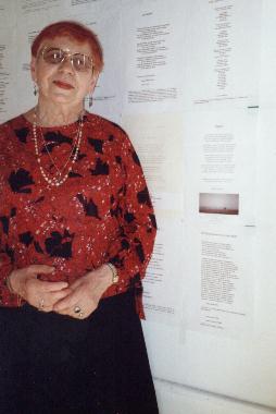 Jeanne ZOTTER au Mur de posie de TOURS 2001.
