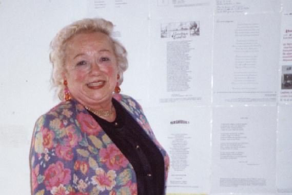 Irna DUBREUIL au Mur de posie 2001.
