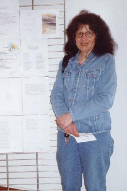 Jocelyne LATAPIE au Mur de posie de Tours 2001.