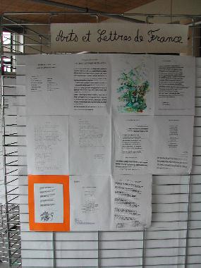 Panneau des pomes exposs par les membres de l'association "Arts et Lettres de France", au "Mur de posie de Tours" 2003.