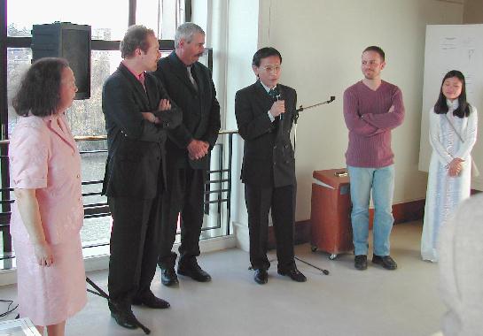 Inauguration du "Mur de posie de Tours" 2003 - Rponse de Monsieur Tran Quang THU, premier secrtaire de l'ambassade du Vietnam  Paris.