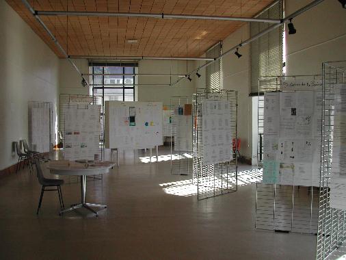 Salle de la bibliothque municipale de Tours o s'est droul le "Mur de posie de Tours" 2003.