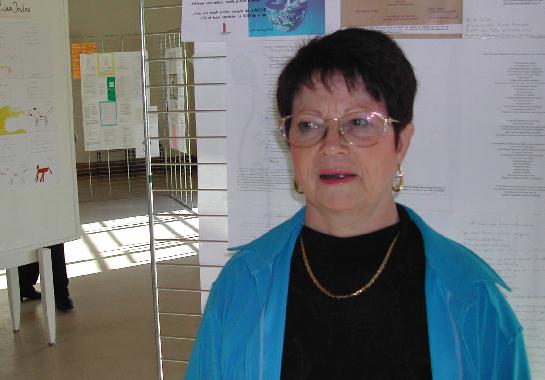 Annick LE GALL-GOUGEON au Mur de posie de Tours 2003.