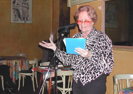 Josiane ROUSSEAU au Banquet de la posie deTours, le 16 mars 2003.