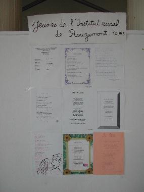 Panneau des potes de l'Institut rural d'ducation et d'orientation du Val de Loire "Rougemont", expos au "Mur de posie de Tours" 2003.