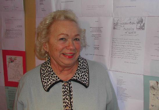 Irna DUBREUIL au Mur de posie de Tours 2004.