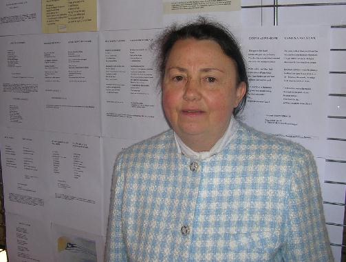 Catherine RAULT-CROSNIER au Mur de posie de Tours 2006.