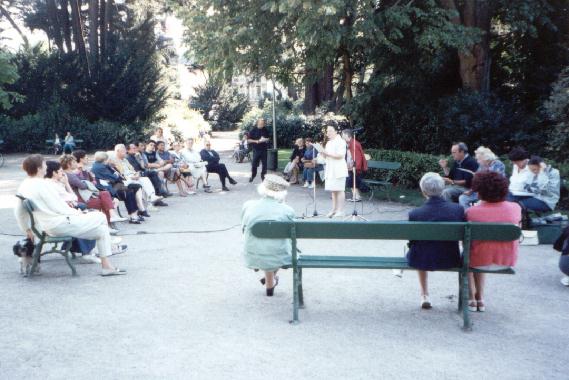 Pendant la lecture de la rencontre sur Guy de TOURS, le 10 aot 2001