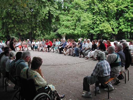 7mes Rencontres littraires dans le jardin des Prbendes  Tours, le 5 aot 2005 sur Alain Borer.