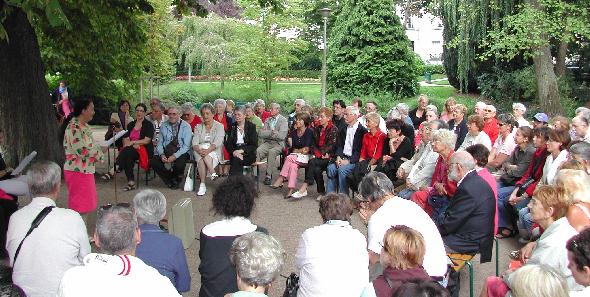 Une partie du public lors de la Rencontre du 25 aot 2006, consacre  Michael Sadler.