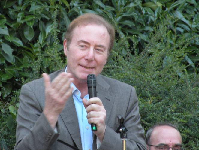 M. Claude-Pierre Chauveau, le 20 août 2010, lors des 12 èmes Rencontres littéraires dans le jardin des Prébendes à Tours.